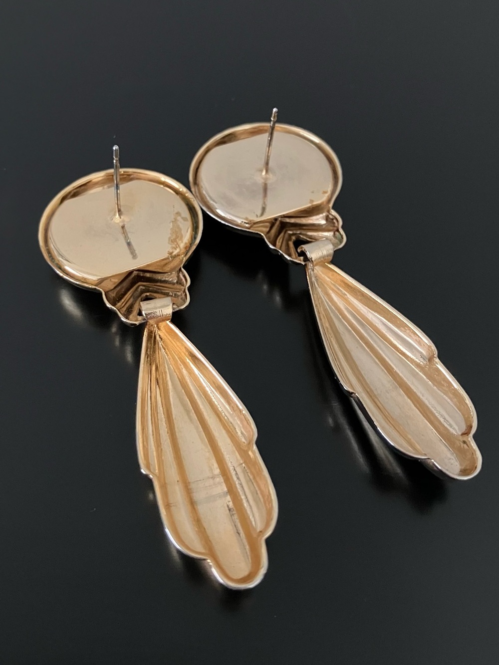 Vintage Polished Gold-Tone Button Dangle Earrings - Picture 9 of 11